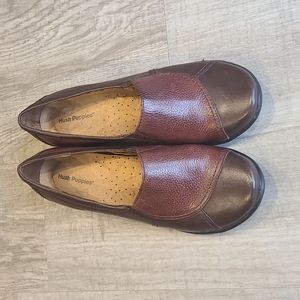 Hush puppies, womens brown leather 2 tone shoes, Size 8 style H500438